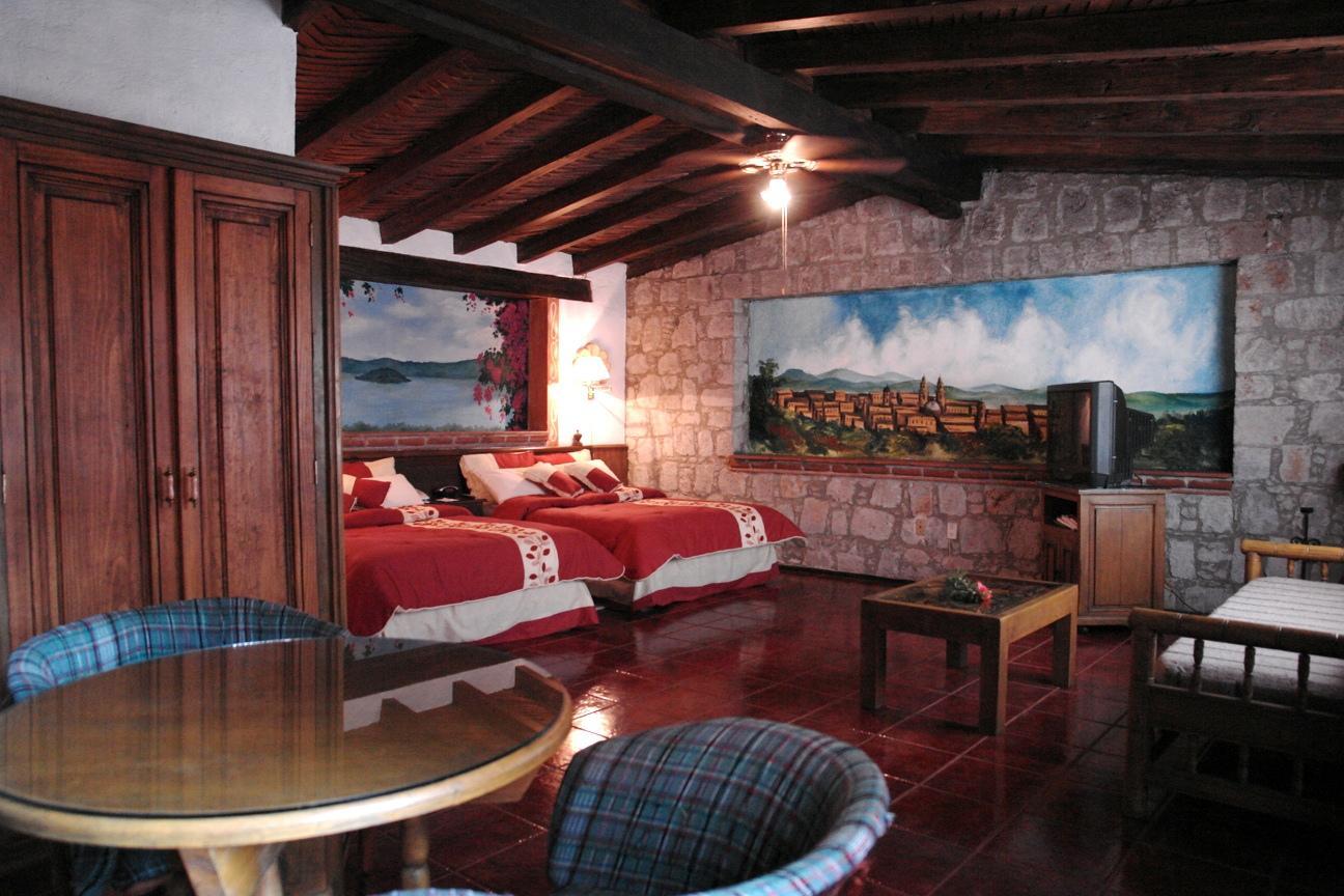 Villa San Jose Hotel & Suites Morelia Phòng bức ảnh